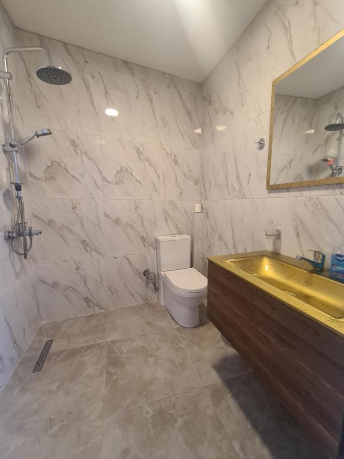 Hotel & Restaurant Frida Gjakova Экстерьер фото